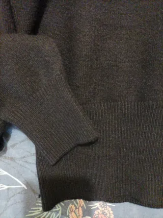 Jersey corto Bershka cuello barco negro