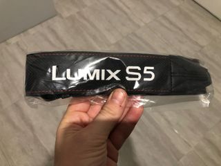 Cinturino Lumix S5 originale nuovo