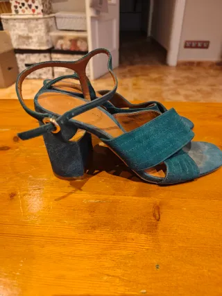 Sandalias de tacón verde azulado