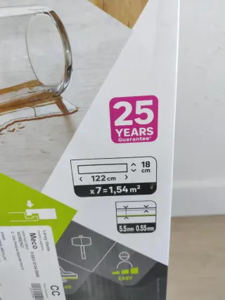 Suelo vinílico SPC efecto madera