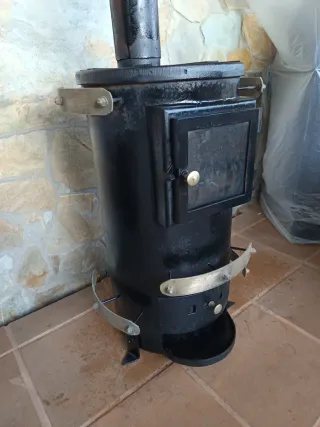 Estufa de leña de hierro