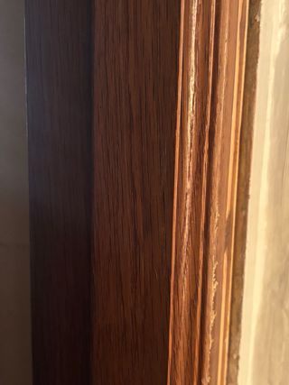 Puerta exterior madera piso