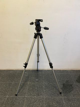 Trípode Manfrotto 055A + Rótula 808 RC4