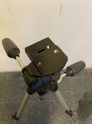 Trípode Manfrotto 055A + Rótula 808 RC4