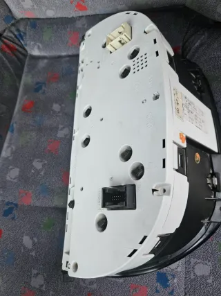 Cuadro instrumentos Mercedes Vito W638