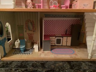 Casa de muñecas bonita