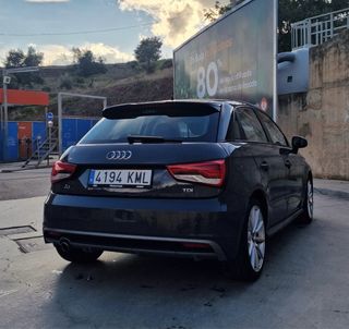 Audi A1 1.4 TDI 90cv Auto. S Line Adrenalin