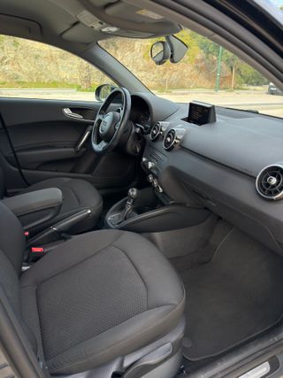 Audi A1 1.4 TDI 90cv Auto. S Line Adrenalin