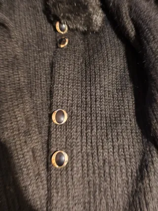 Abrigo punto negro talla grande