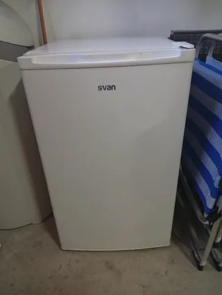Congelador pequeño Svan