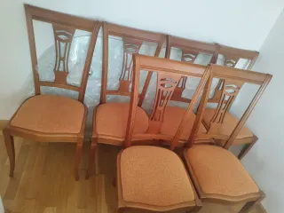 Mesa de comedor ovalada de cristal