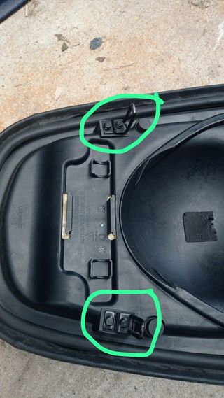 2 Soportes Asiento Kymco Grand Dink 300