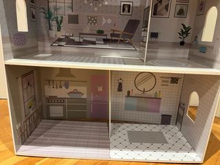 Casa de muñecas grande