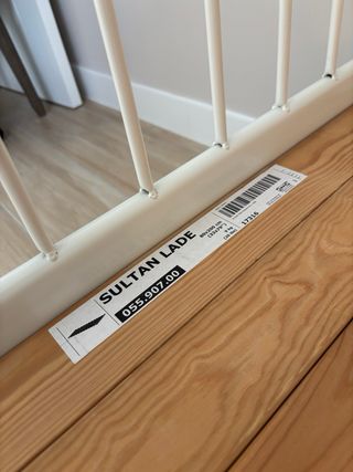 Cama extensible blanca Ikea