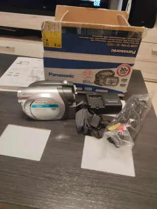 Panasonic VDR-D100 Cámara de video DVD