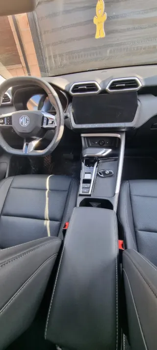 MG ZS Hybrid+ Luxury