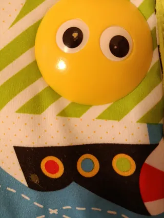 Libro plegable luces y sonidos para bebé.