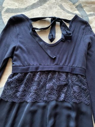 Abito corto blu con pizzo