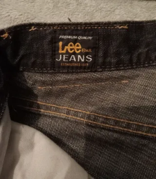 Vaqueros hombre marca Lee