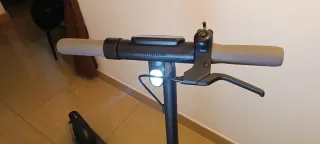 Patinete eléctrico casi nuevo 200 euros negociable