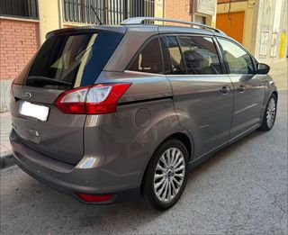 Ford Grand C-MAX 2011