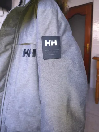 Parka Helly Hansen Gris Talla S