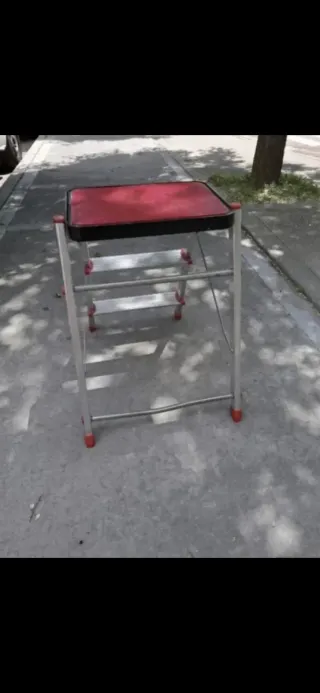 Escalera aluminio 3 peldaños