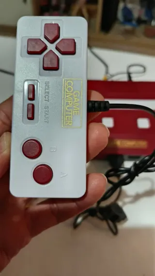 Consola Retro Famicom 30 Juegos Integrados