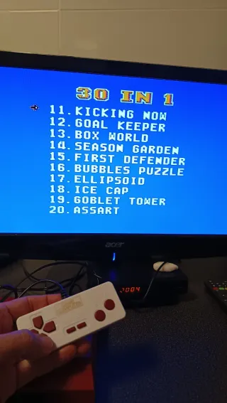 Consola Retro Famicom 30 Juegos Integrados