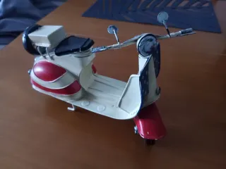 Réplica Moto Scooter Vespa