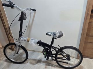 Bicicleta plegable negra