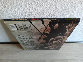 Novela Gráfica 300 - 8° Edición (Frank Miller)