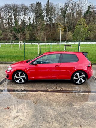 Volkswagen Golf GTI 2.0 TSI 220cv DSG 2013