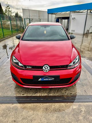 Volkswagen Golf GTI 2.0 TSI 220cv DSG 2013