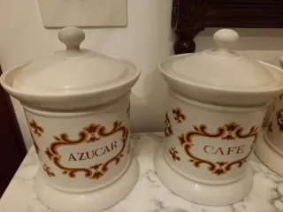 Set di 5 barattoli in acrilico o plastica dura per cucina