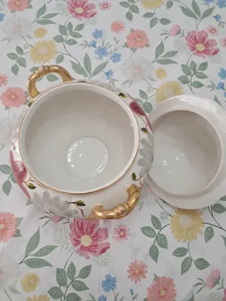 Sopera Vintage Cerámica Flores Doradas