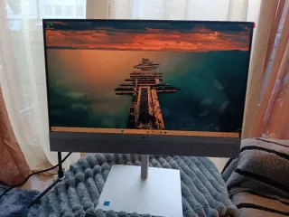 HP EliteOne 840 G9 Táctil