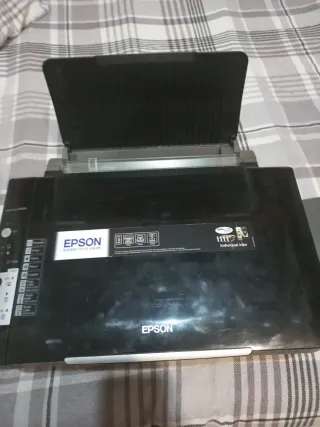 Impresora Escáner Epson SX100 Negra