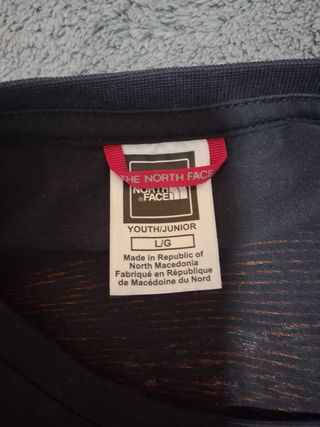 Camiseta The North Face manga larga negra