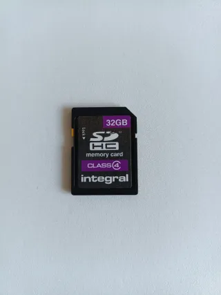 Cámara Reflex Nikon D3200 con objetivo 18-55mm