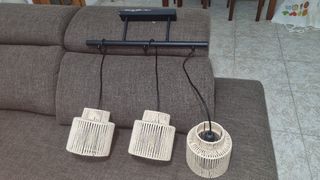 Lámpara colgante de 3 luces beige y negra