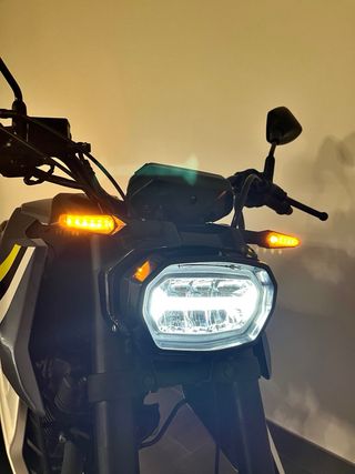 Moto 125cc Scrambler - ITV nueva - Pocos kms.