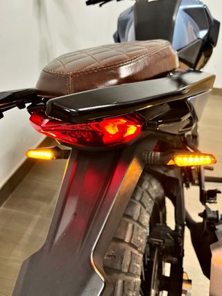 Moto 125cc Scrambler - ITV nueva - Pocos kms.