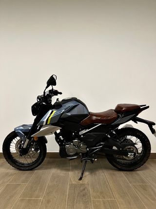 Moto 125cc Scrambler - ITV nueva - Pocos kms.