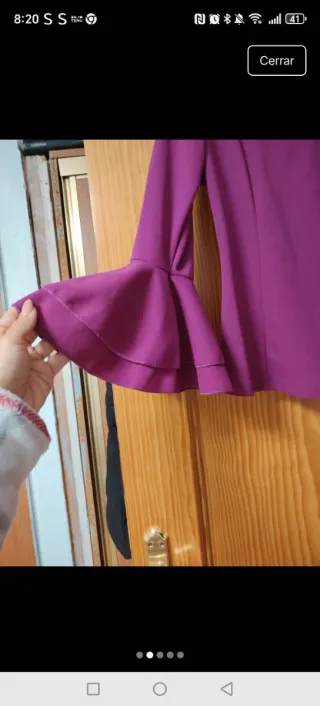 Blusa morada con volantes