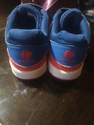 2 pares zapatillas Decathlon T. 39/40 (2 pares)