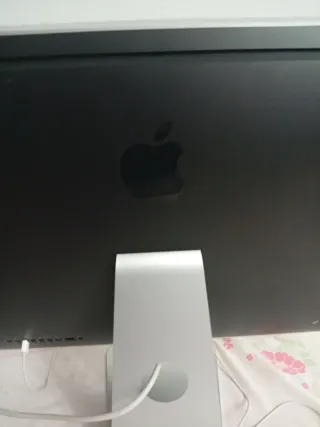 iMac Apple A1225 Plata