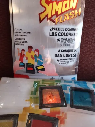 Juego Electrónico Simon Flash +8 años