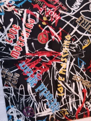 Foulard Moschino nero multicolor graffiti