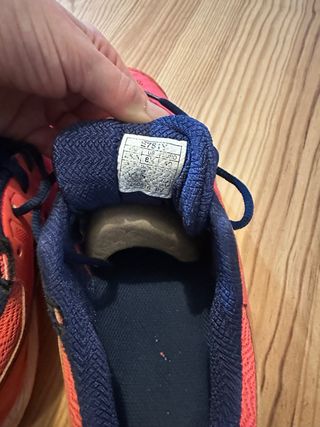 Zapatos Tenis Asics Naranja y Rojo